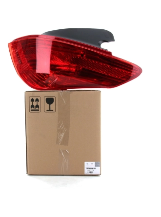 PSA 6351.CV | Peugeot 308 2007-2013 Sağ Stop Lambası Orijinal