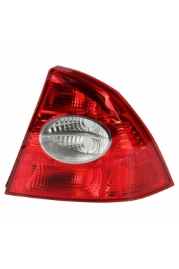 BSG 30-805-019 | Ford Focus 2006-2011 Arka Stop Sağ Sedan