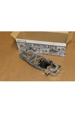 OEM 7H0837888C | Volkswagen Transporter 2004 Model Sonrası T5-T6-T7 Sağ Ön Kapı Kol İç Braketi