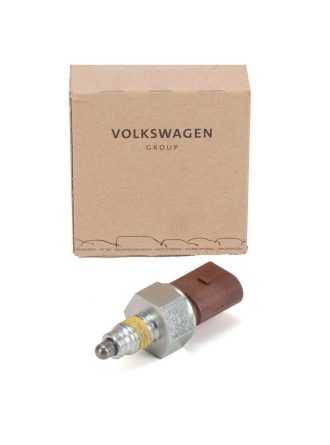 Volkswagen Golf 5 2004 - 2008 Model Arası Geri Vites Müşürü Vag Orijinal