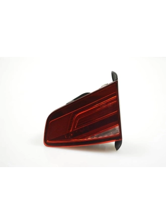 HELLA 2TZ011882-071 | Volkswagen Passat 2015 Model Sonrası Sol İç Stop Lambası
