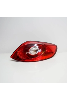İTHAL 3C8945096D | Volkswagen Passat CC 2009-2012 Model Arası Sağ Dış Stop