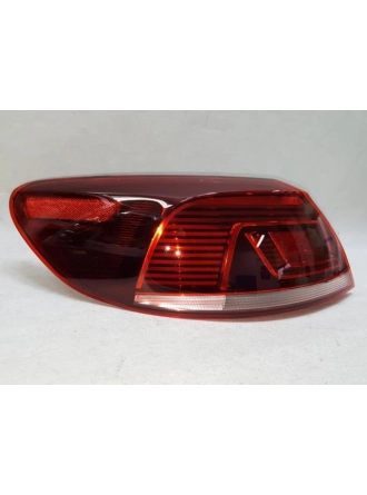 WISCO 3C8945208AD | Volkswagen Passat CC 2012-2017 Model Arası Sağ Arka Dış Stop Çamurluktaki