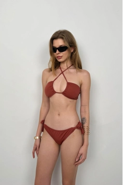 Straplez Boyun Bağlamalı Bikini Takım