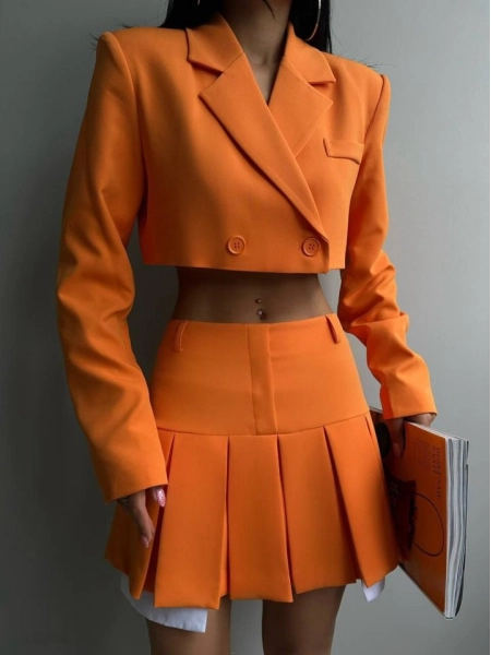Pileli Etek Crop Ceket Takım