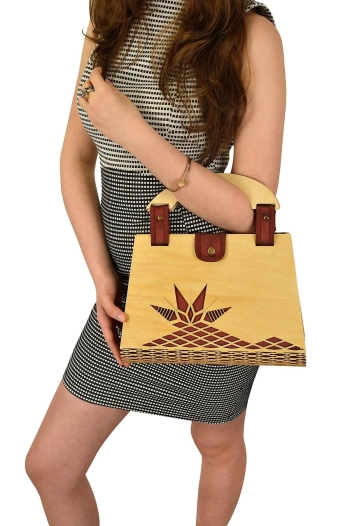 Miss Moray Özel Tasarım Biyeli Bordo El Çantası + Bir Çift Küpe ( Huş Ağaçı )-SNYPLYWOODSP5