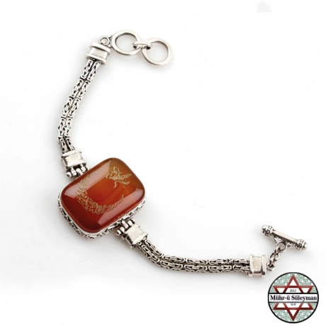 Kelim-i Tevhit ve Besmeleyi Şerif Hat İşlemeli Akik Taşlı Gümüş Bileklik