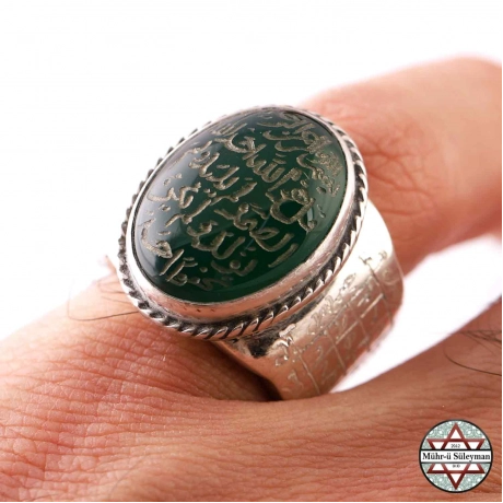 Yeşil Akik Taşlı İnşirah Ayeti Yazılı 925 Ayar Gümüş Yüzük
