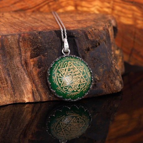 Tamamı El Yazması Hz. Süleyman Mührü Yeşil Akik Taşlı Gümüş Kolye 
