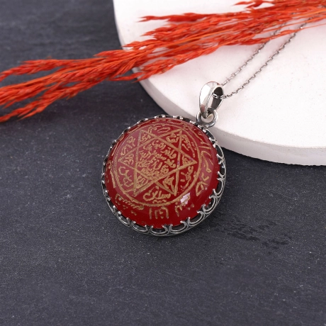 Kırmızı Akik Taşlı El İşçiliği Süleyman Mührü Gümüş Kolye 