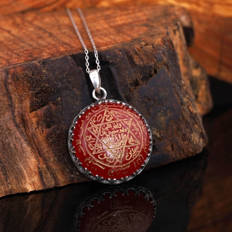Kırmızı Akik Taşlı El İşçiliği Süleyman Mührü Gümüş Kolye 