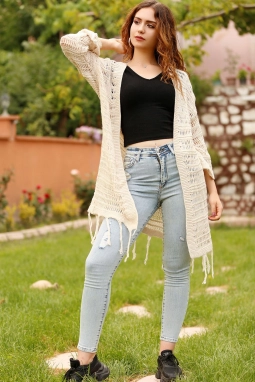 Altı Püskül Detaylı Hırka Bej